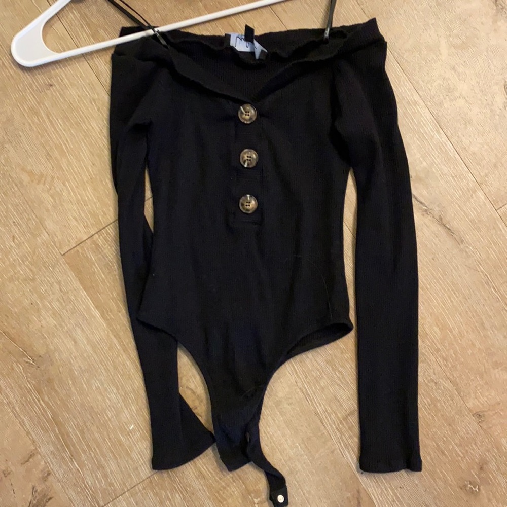 Lulus top size small